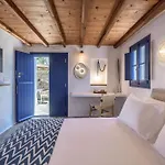 Marketos Windmill House * تريبيتي
